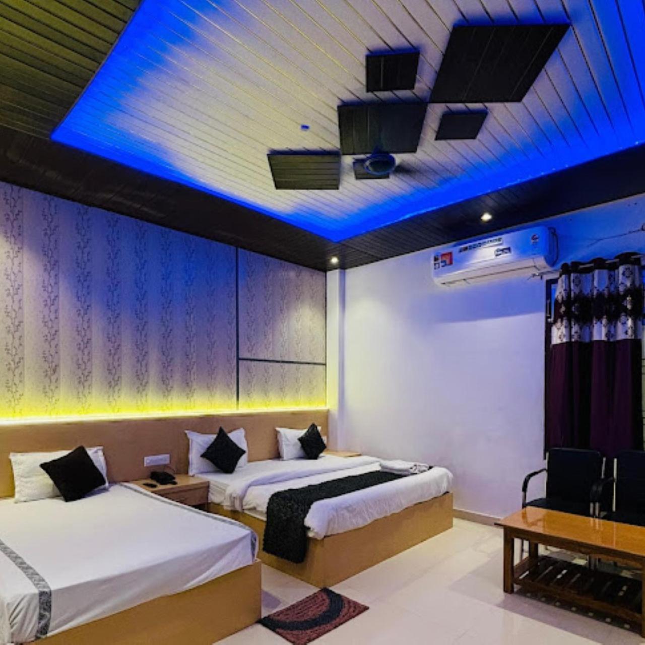 Hotel The Ramay Palace Ayodhya Dış mekan fotoğraf