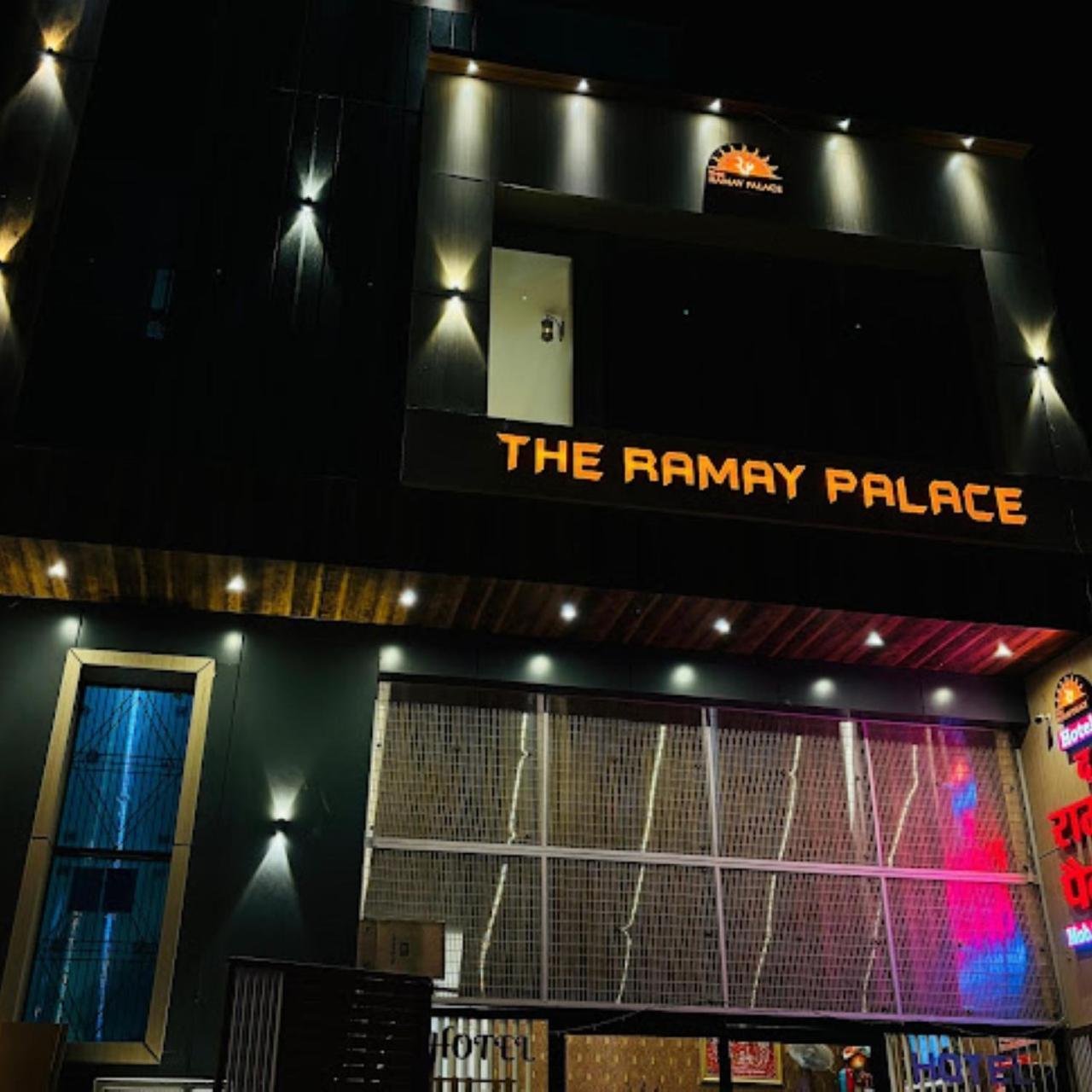 Hotel The Ramay Palace Ayodhya Dış mekan fotoğraf
